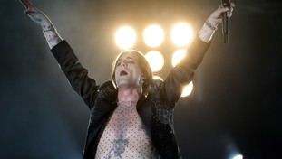 “Un giorno triste”. I Maneskin si scagliano contro Meloni: l'attacco social