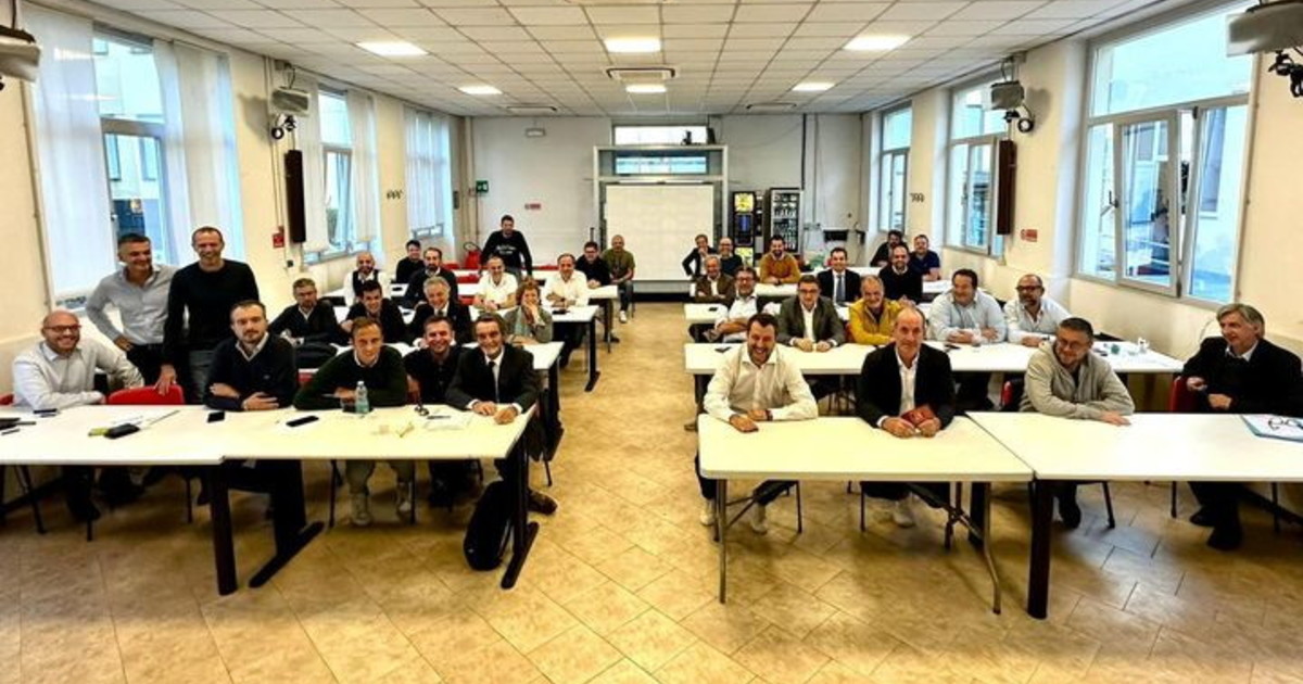 Salvini, la leadership non è in discussione. Lega: per lui un ministero di peso Salvini, la leadership non è in discussione. Lega: per lui un ministero di peso