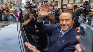 Governo, Berlusconi avvisa gli alleati: ho la golden share sul rischio populismo
