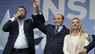Salvini e Meloni a casa di Berlusconi: il centrodestra sceglie i ministri