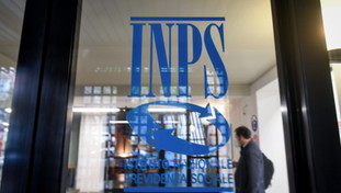 Opzione Uomo, come funziona il piano FdI per le pensioni: età, contributi, assegno