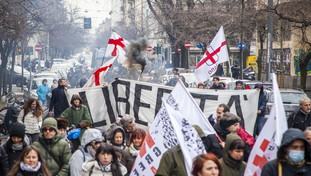 No al vaccino obbligatorio e al green pass. Fdi conferma la linea