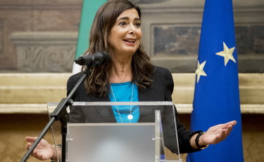Una classe dirigente stupida. Così Sallusti umilia Laura Boldrini