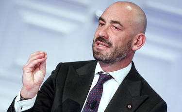 Se è così alto ci vado anch'io. Cosa dice Bassetti sullo stipendio di Crisanti