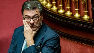 Combattere la recessione usando i risparmi: l'economia ripartirà