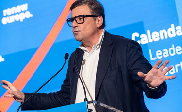 Accordo Pd-M5S per il candidato alla Regione Lazio, Calenda: Letta deve smentire