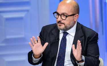 Sangiuliano dice basta alle fiction politicamente corrette: La Rai racconti anche Fallaci e Montanelli