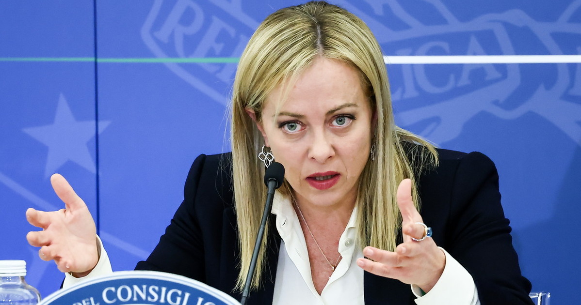 Meloni lancia l'allarme ai sindacati rischiamo pensioni