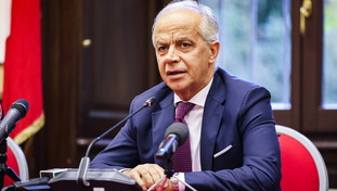 Pugno duro di Piantedosi e Meloni: l'Italia pronta a richiudere i porti alle Ong