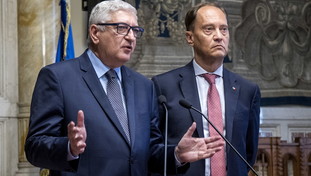 “L'ultima debacle dell'Europa”. Foti mette a nudo le contraddizioni dell'Ue