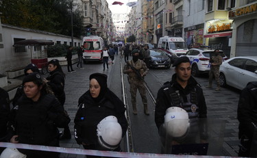 Donna kamikaze dietro l'esplosione. Il vicepresidente turco sull'attentato