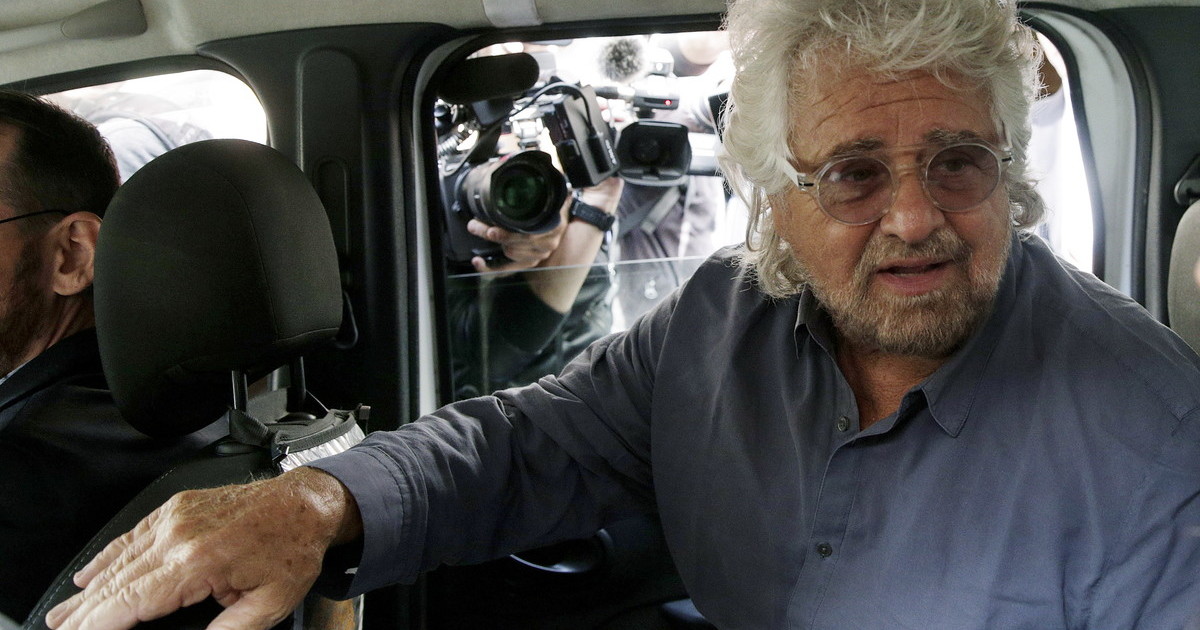 Inchiesta Moby, spuntano le chat tra Grillo e Onorato "Ho convinto io