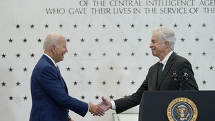 Usa-Russia, contatti sempre più frequenti per la pace in Ucraina: la condizione