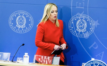 Misura sbagliata che aboliremo per chi può lavorare. Meloni contro il Reddito di cittadinanza