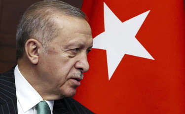 Presto al via l'invasione di terra. Erdogan avverte Siria e Occidente