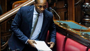 “Sapeva tutto...”. La nuova testimonianza inguaia Soumahoro