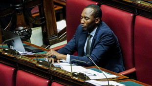 Soumahoro, l'affare s'ingrossa: la suocera indagata anche per un altro reato