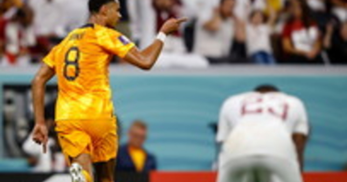 Olanda Qatar 2 0, Orange agli ottavi di finale Olanda Qatar 2 0, Orange agli ottavi di finale