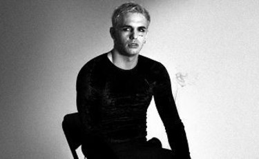 Achille Lauro svela i concerti unplugged. Quando suonerà a Roma