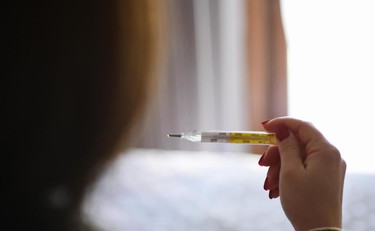 Picco anticipato a inizio 2023. L'allarme di Rezza sull'influenza