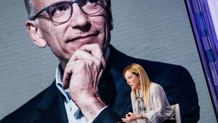 Meloni da urlo: massimo storico nel sondaggio e sonora umiliazione per il Pd