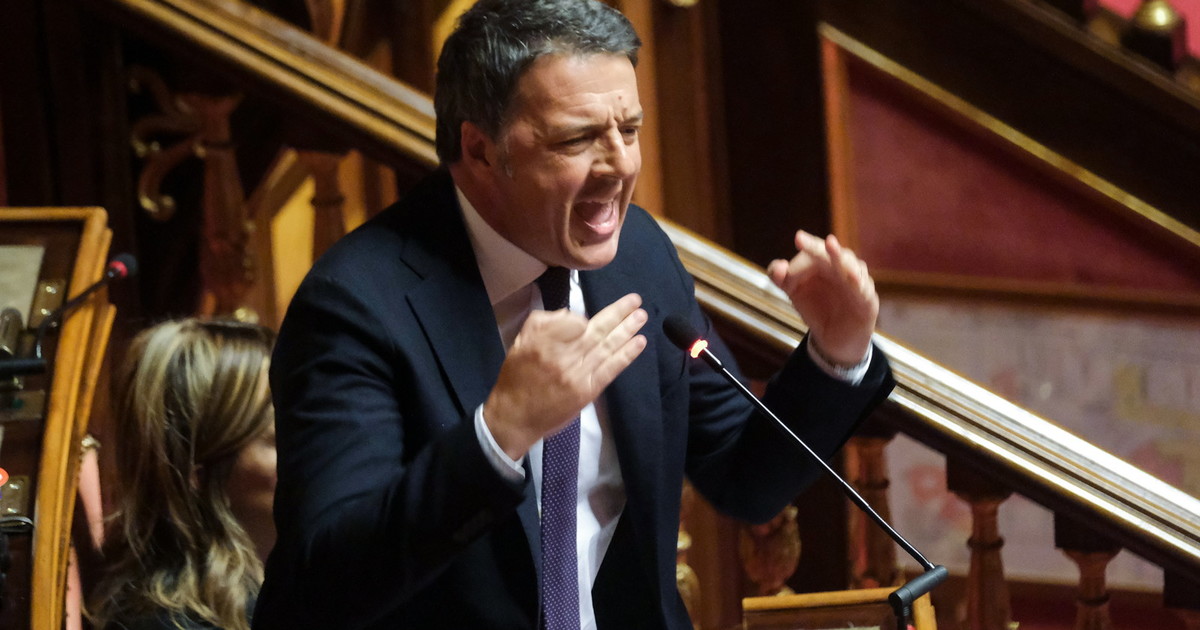 “Una follia”. Renzi annuncia l “Una follia”. Renzi annuncia l