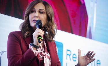 Spiagge libere regno di rifiuti e drogati. Bordata Santanché sul degrado dei litorali