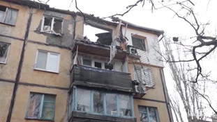 Pioggia di razzi, com'è ridotta la città di Donetsk