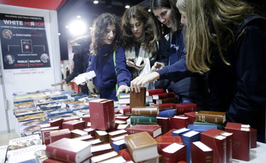 Prendi 100 alla maturità? Il governo ti premia con mille euro. Ecco i dettagli