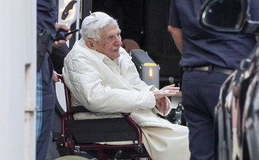 Come sta Papa Ratzinger, su Twitter Benedetto XVI diventa virale