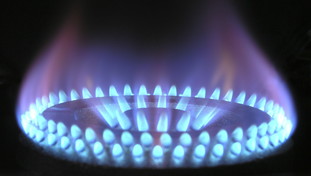 I rincari dell'energia non danno tregua agli italiani: stangata sul gas di dicembre