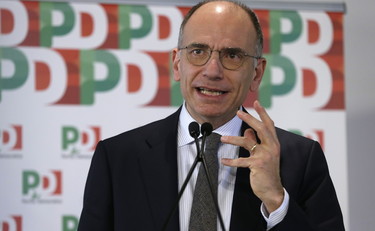 Pd a pezzi, Letta scoraggiato: Su Meloni e accise mancato gol a porta vuota