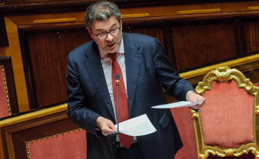 Rincaro carburanti, a Palazzo Chigi vertice governo-sindacati