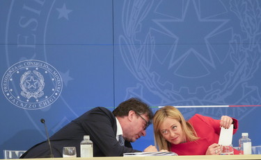 Maggioranza a nervi tesi. Lega e Forza Italia: Basta, decidono tutto Meloni e Giorgetti