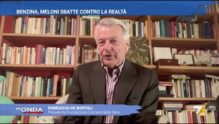 Un errore e una cosa giusta: De Bortoli usa bastone e carota con Meloni