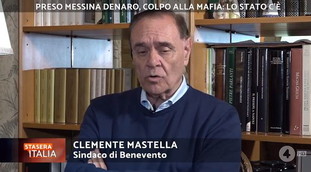 Corrompe all'interno delle istituzioni. Mastella a valanga sulla nuova mafia