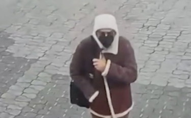 Messina Denaro, gli ultimi istanti prima del blitz: come entra nella clinica | VIDEO