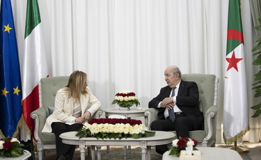 Energia, Meloni sigla il patto d'Algeria: Costruito un ponte, sarà utile all'Europa intera