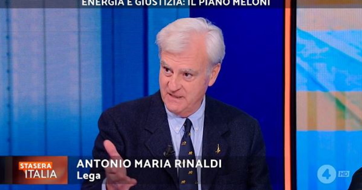 Stasera Italia, Antonio Maria Rinaldi contro l'abuso delle