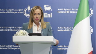 Stretta sui migranti e accordo sul gas: Meloni, missione completata in Libia