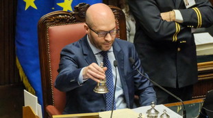 Fare chiarezza sulle parole di Donzelli. Fontana istituisce Giurì d'onore