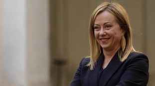 Sondaggi, altra mazzata per la sinistra: quanto pesa il caso Donzelli-Cospito