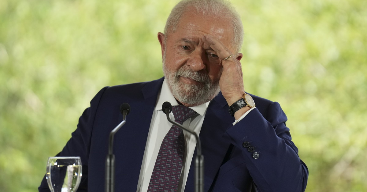 Tutti contro il Brasile: ambientalisti inferociti per la portaerei ...