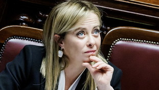 “Italiani soddisfatti di Meloni e del governo”. Il sondaggio affossa la sinistra