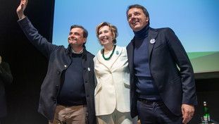 Renzi umilia ancora il Pd: “Io una Ferrari, loro ora hanno una Twingo”