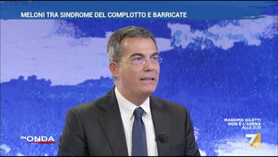 “Immaturi e impreparati”. Floris vomita odio sul centrodestra