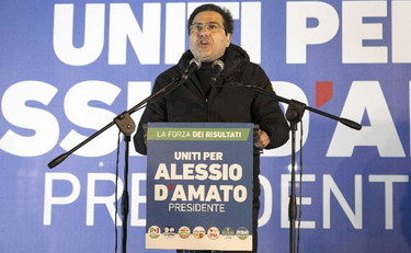 Poltronificio D'Amato, infornata elettorale del Pd