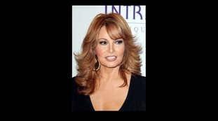 Addio a Raquel Welch: è morta l'attrice e sex symbol degli Anni '70