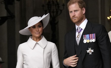 Harry e Meghan massacrati negli Usa. Chi li fa a pezzi