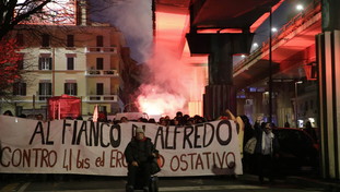 Gli anarchici tornano in piazza per Cospito: a Roma un altro sabato blindato